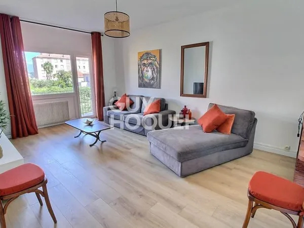 Appartement Ajaccio 3 pièce(s) 75 m2 meublé