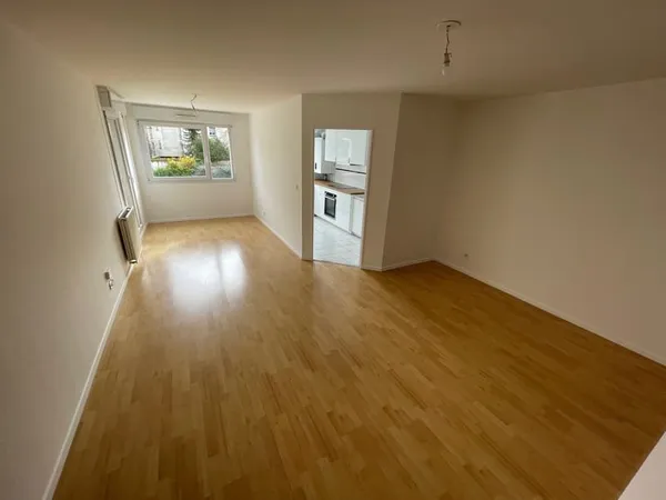 Superbe appartement type 4, idéalement situé à REIMS
