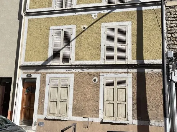 à vendre immeuble de rapport avec une forte rentabilisée