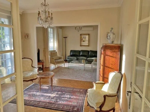 Maison 9 pièces 178 m²