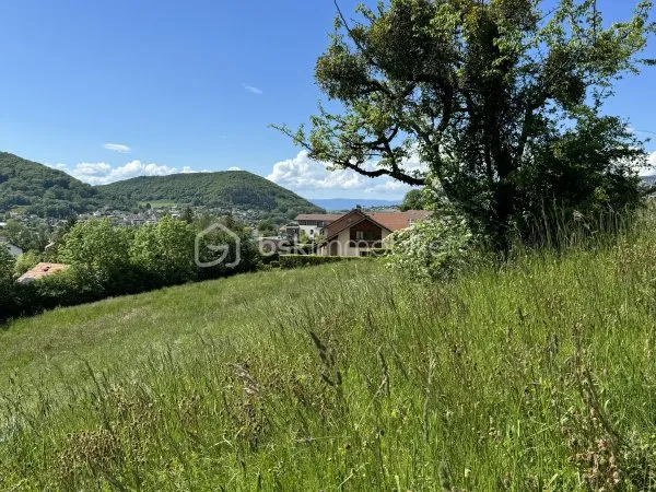 Terrain 448 m²