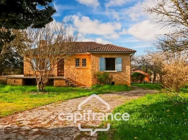 Maison à vendre 4 pièces SIORAC EN PERIGORD, sous-sol de 100m² exploitable jardin 1933m² avec puit