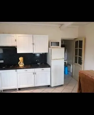 Appartement Location Laujuzan 1p 25m² 420€