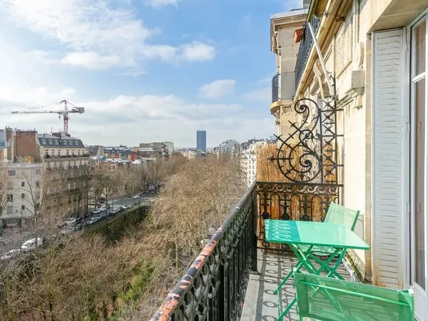 PARIS 17EME BOULEVARD PEREIRE / LAUGIER SUPERBE 5 PIECES AVEC BALCON ET VUE DEGAGEE