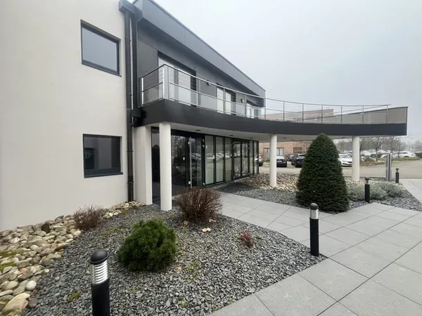 Local commercial 116 m²