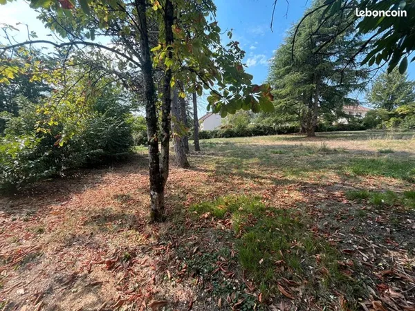 Terrain 1000 m² SAINT BENOIT