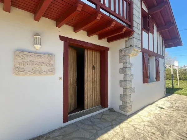 Maison 7 pièces 250 m²