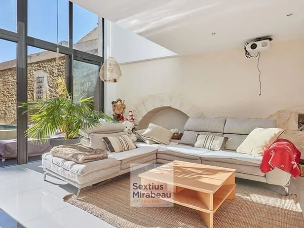 Maison 5 pièces 288 m²