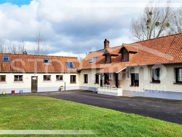 Propriété avec gîtes et terrain à batir proche Montreuil sur