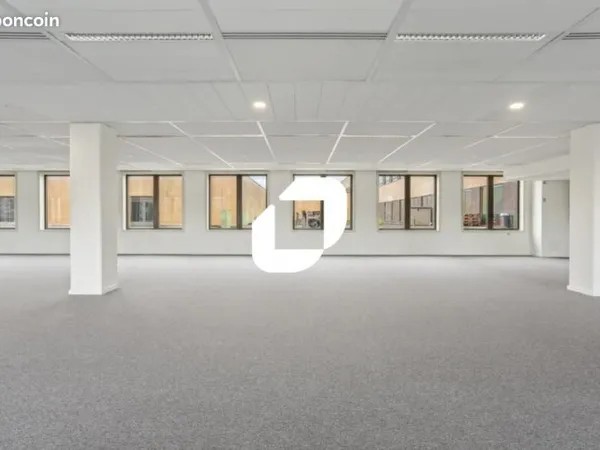 Bureaux 311 m²
