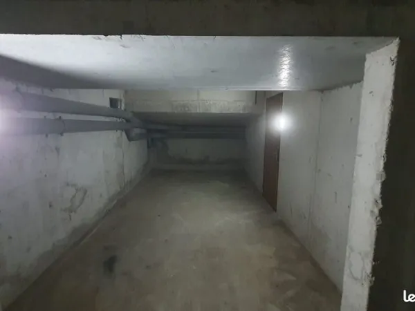 CAVE A LOUER 23m2 - Lyon Montchat