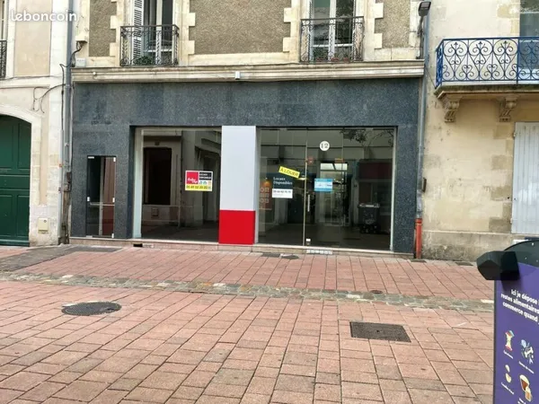 LOCAL COMMERCIAL 120 m² POITIERS