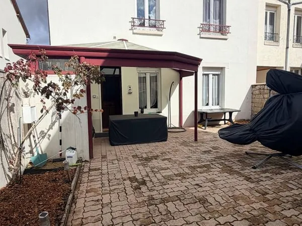 Maison 5 pièces 180 m²