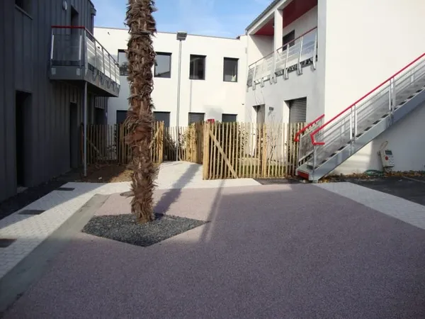 TYPE 3 avec Terrasse + Jardin + 2 parking privatifs