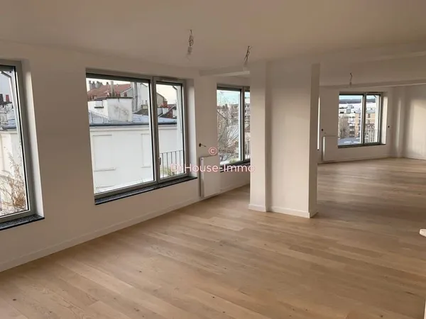 Appartement familial 120 m2 au 2e étage/ Plateau brut viabilisé