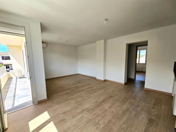 Appartement La Crau T4 69 m2 - Secteur calme, A proximité du Centre-ville