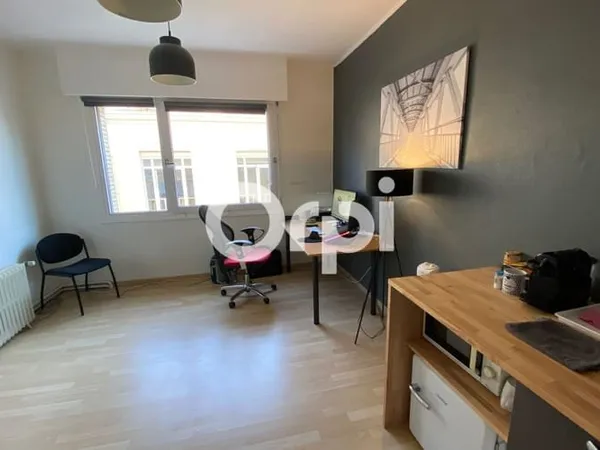 Bureau 15 m²