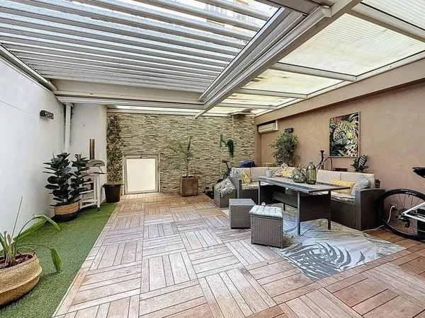 Appartement 5 pièces 164 m²