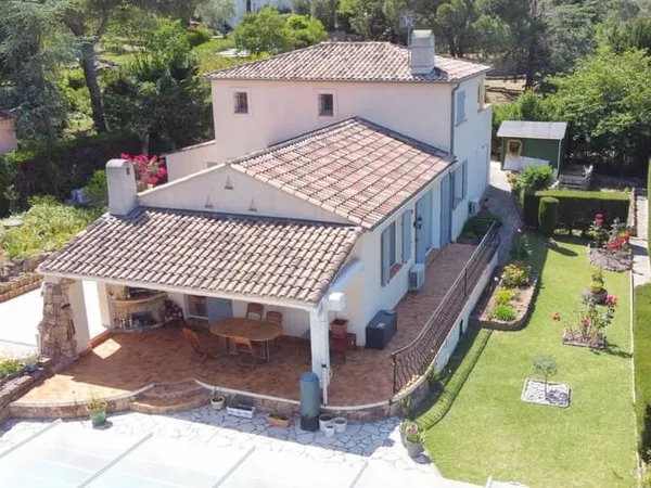 Achat : Maison Roquebrune-sur-Argens (83520)