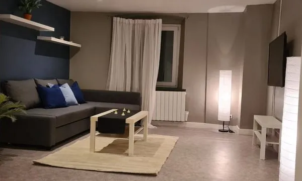 APPARTEMENT MODERNE ET MEUBLE AU COEUR DE THANN