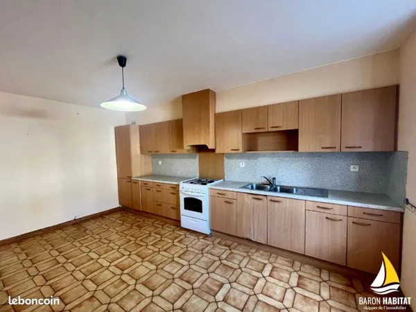 Maison 125 m2 avec grenier + garage + dépendances