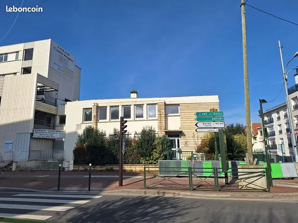 Immeuble 10 pièces 240 m²