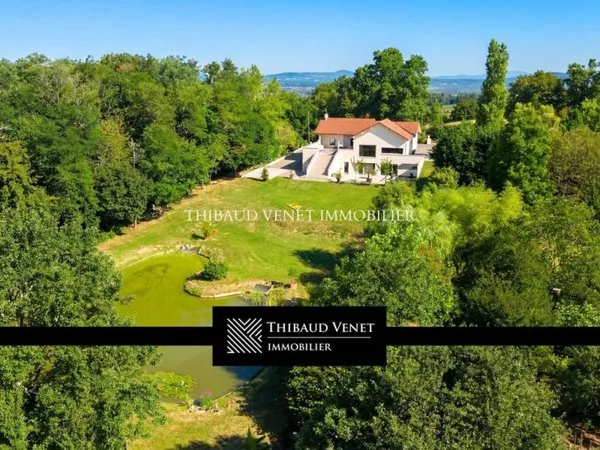 Maison de luxe 7 pièces 268 m²