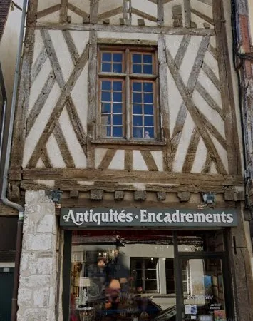 Ensemble immobilier professionnel - 123 m2 - Provins