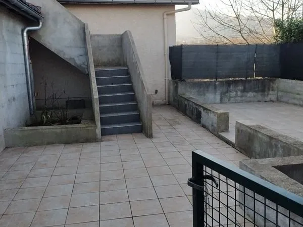 Appartement t4 avec terrasse