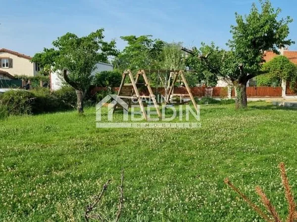 Terrain 424 m²