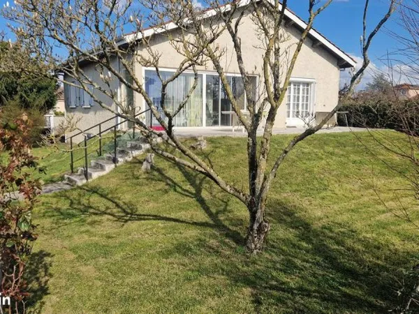 Maison 110m2 au calme à Saint Bonnet de mûre