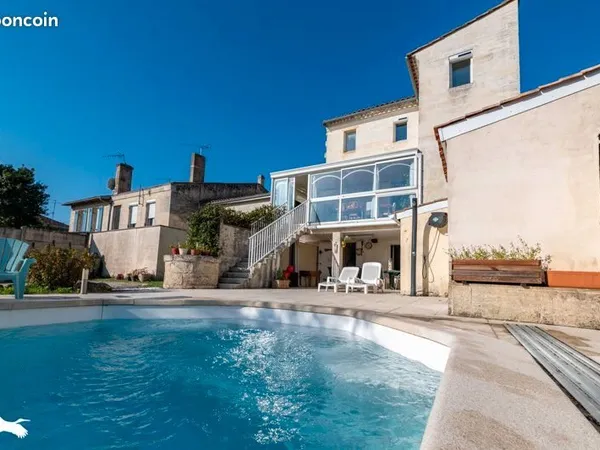 Maison 4 pièces 183 m²