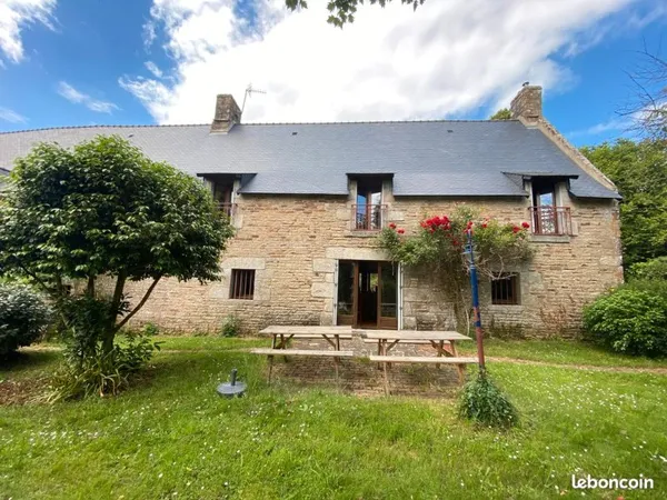 Grande maison en campagne