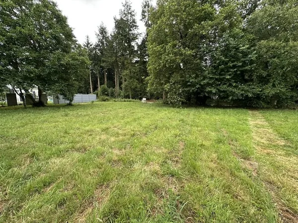 Camors Terrain au calme à la campagne de 674m2