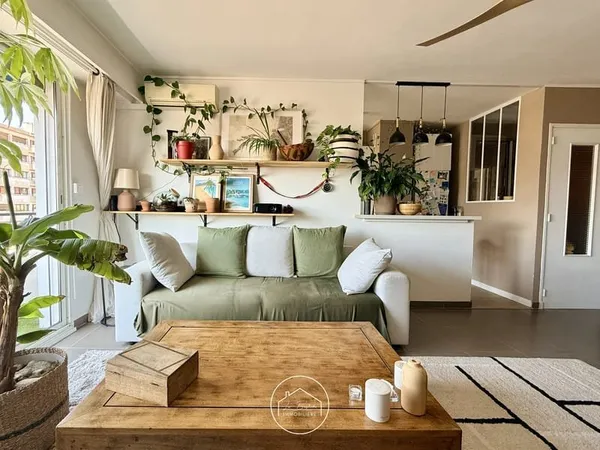 APPARTEMENT 2 PIECES - MARSEILLE 13004