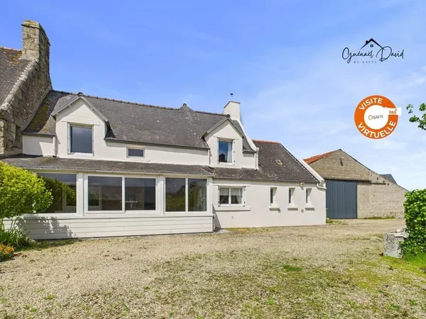 Ensemble immobilier à fort potentiel entre mer et commodités - Saint-Pol-de-Léon