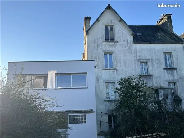Maison 13 pièces 170 m²