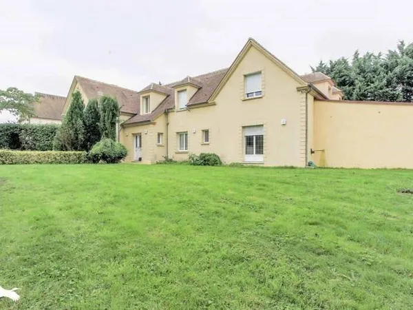 Maison 7 pièces 278 m²