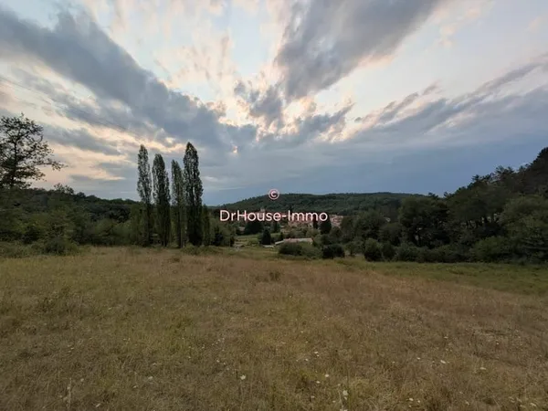 Grand terrain constructible