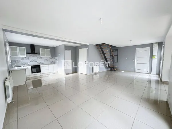 Maison 7 pièces 140 m²