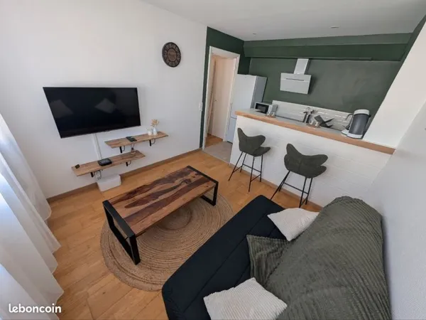 Appartement rénové et meublé