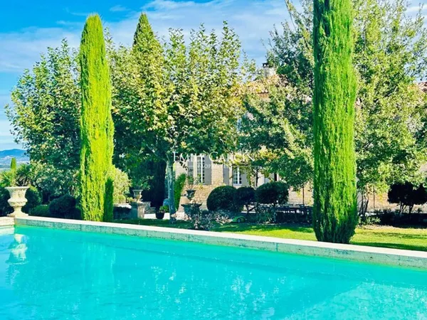 Belle demeure à louer à Venasque, Luberon