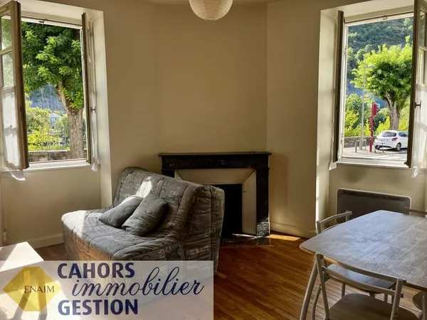 T1bis - MEUBLÉ - COEUR DE VILLE - CAHORS