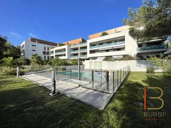 Appartement 3 pièces 77 m²