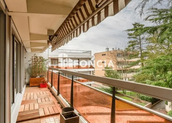 SCEAUX-MARIE CURIE-BALCONS-BOX-PROCHE CENTRE VILLE