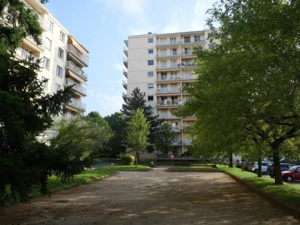 Appartement 4 pièces 77 m²