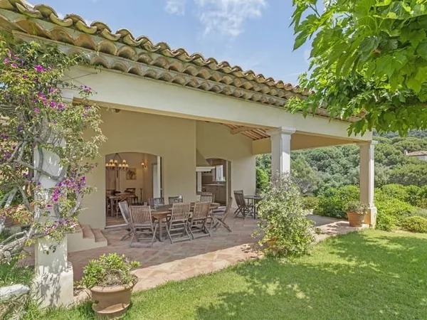 Maison 6 pièces 283 m²