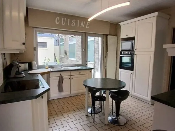 Appartement 10 pièces 240 m²