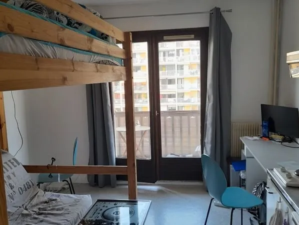 Studio, 20m2, situé Faubourg Maché sur Chambéry