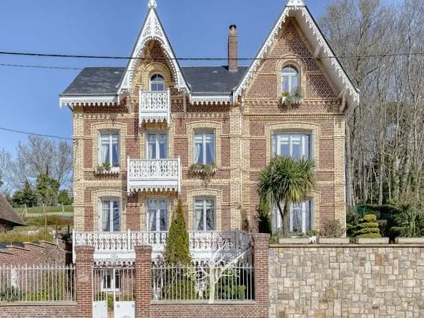 Villa 7 pièces 209 m²